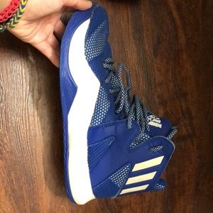 Fairly new basketball shoes, Size 7 men’s